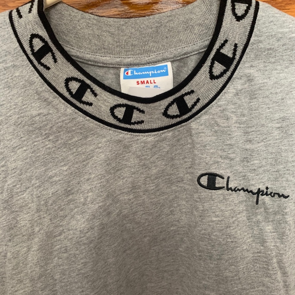 Champion shirt - Picture 2 of 5